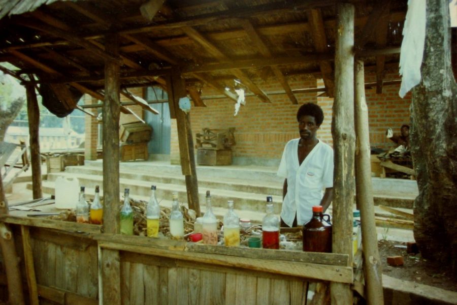 Zomba herbalist at his stand